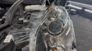 【埼玉県さいたま市】ミニクーパークロスオーバーにヘッドライト研磨＆PPF施工